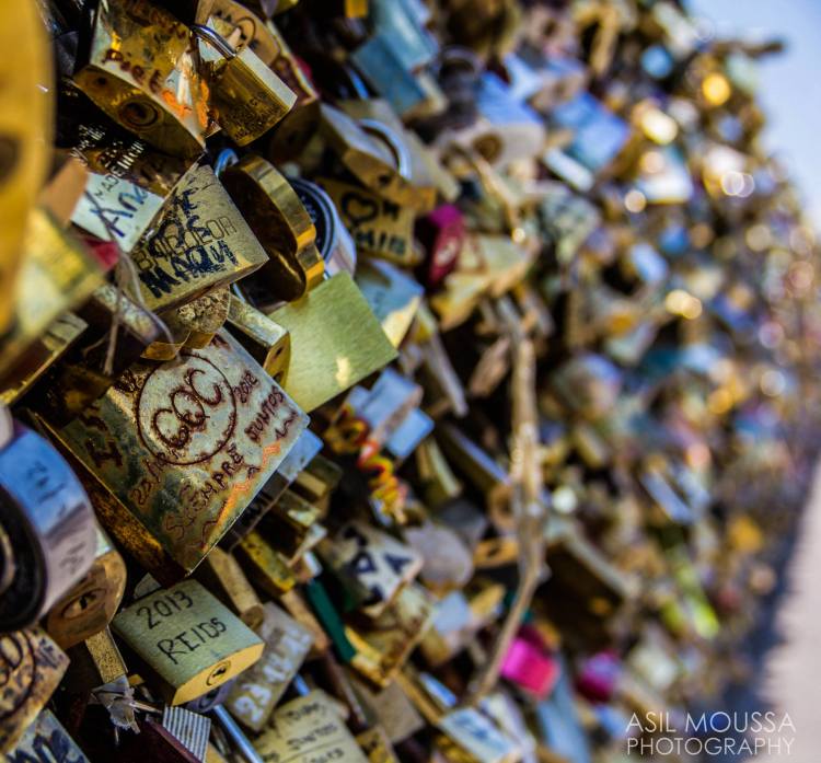 Lover's Bridge. – Paris